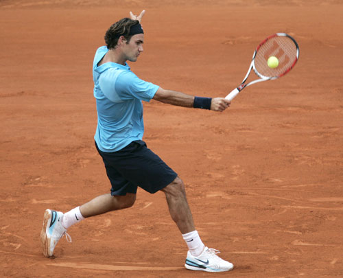 九游游戏中心官网注册账号-费德勒对阵哈登展开拉锯大战，最终险胜对手