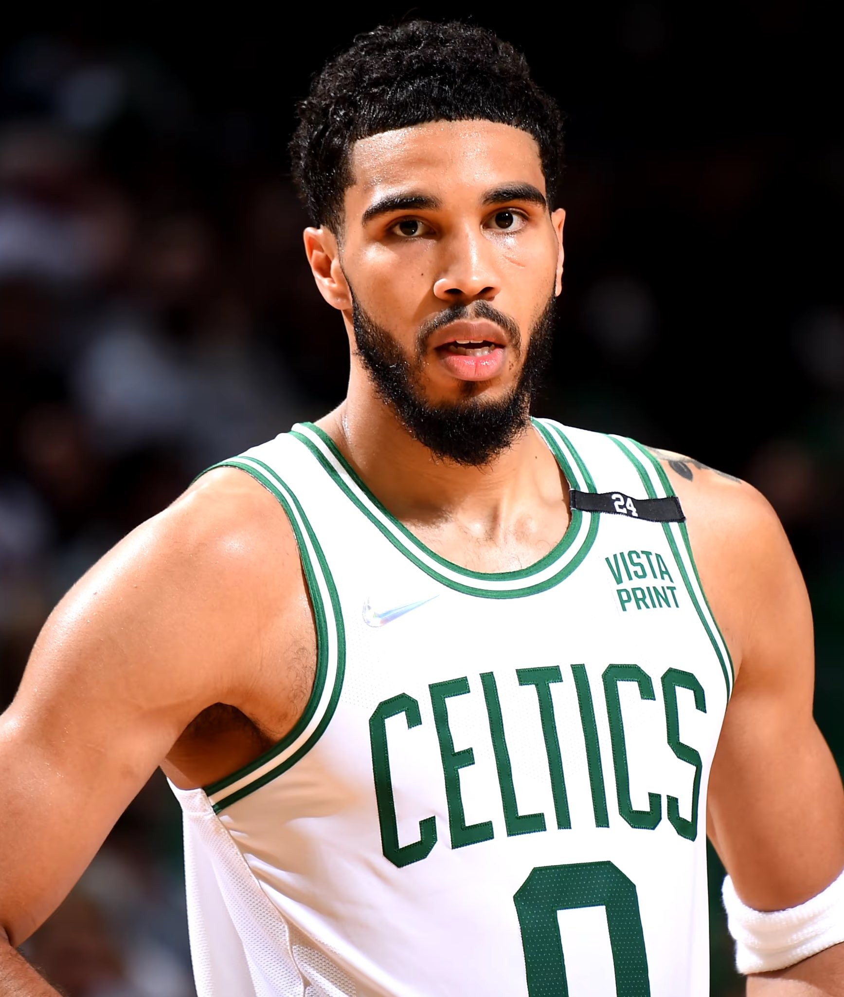 九游网官方网站入口-塔图姆对阵羽毛球队展开拉锯大战，最终险胜对手